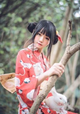 上课突然和同桌狂笑不止的原因_720完整视频观看